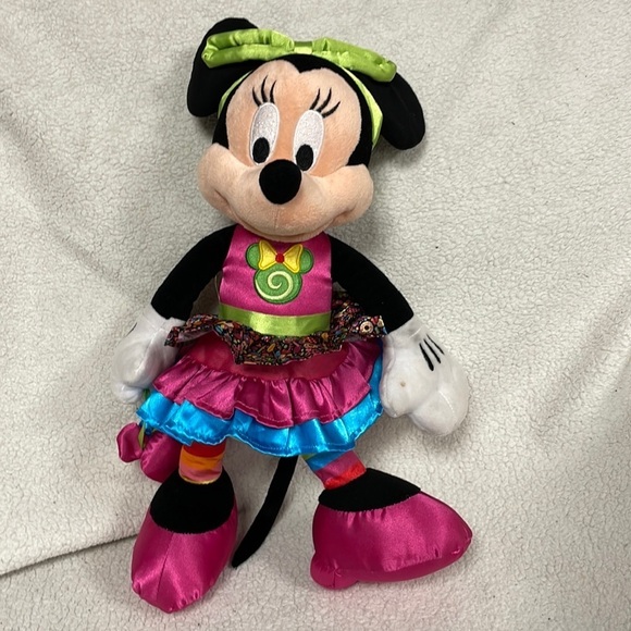 Disney Parks Candy Minnie Mouse Plush, LIKE NEW! Has her own little purse! - Picture 1 of 7